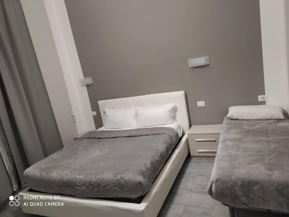 Garden'S Elide Hotel Рим Екстериор снимка