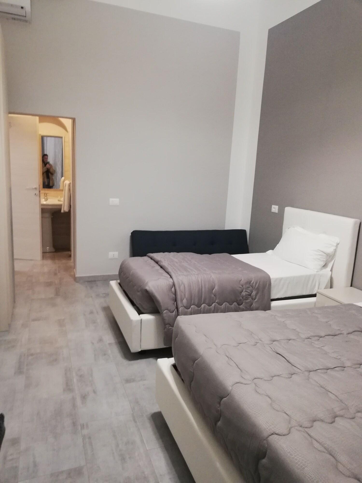 Garden'S Elide Hotel Рим Екстериор снимка