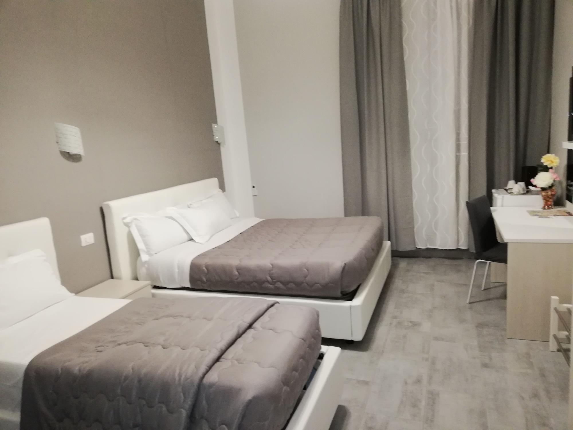 Garden'S Elide Hotel Рим Екстериор снимка