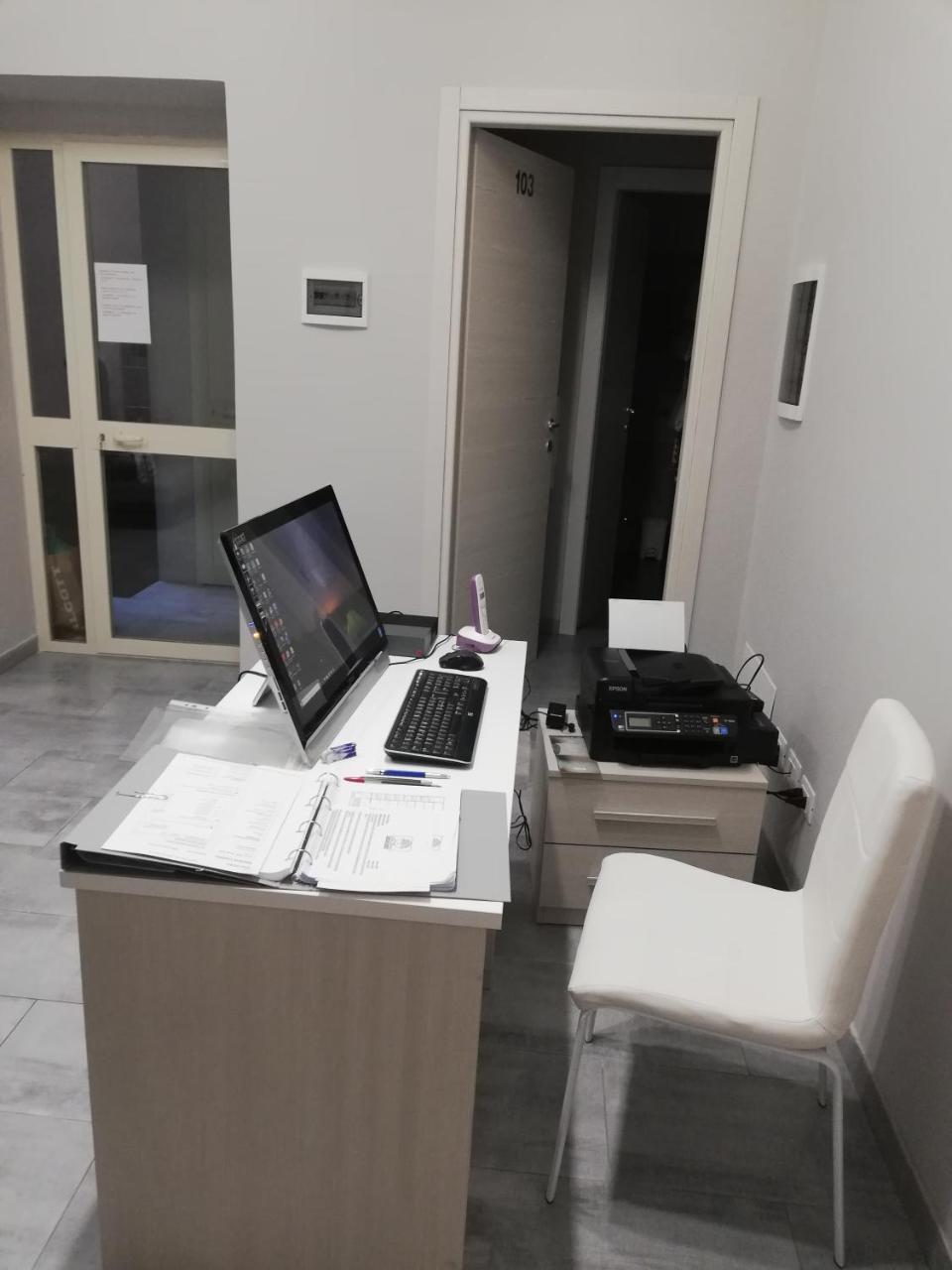 Garden'S Elide Hotel Рим Екстериор снимка